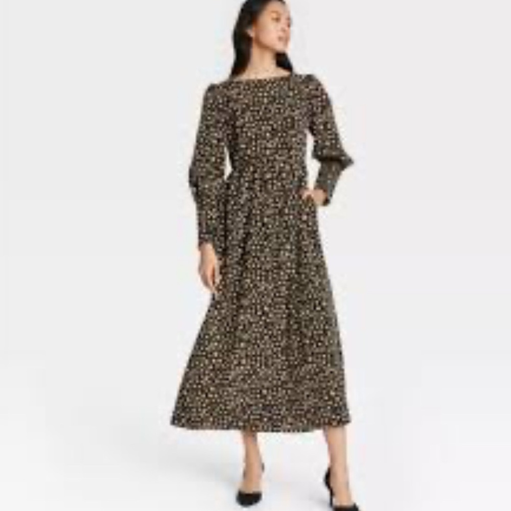 NWOT - Who What Wear Green Floral Long Puff Sleeve Open Back Maxi Dress